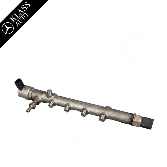 Rampe D'injection MERCEDES C W203 220 CDI 2.2 143CV - Référence A6110700395, Occasion