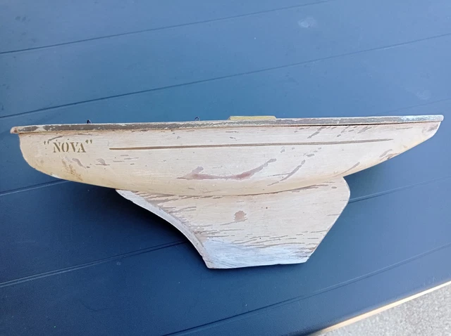 ANCIEN BATEAU CANOT VOILIER DE BASSIN ANNEES 60