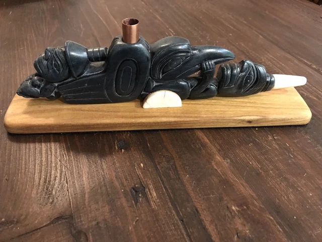 Exceptional Vintage Argillite Haida Carved Totemic Tobacco Panel Pipe Alaska Exceptional Vintage Argillite Haida Carved Totemic Tobacco Panel Pipe Alaska