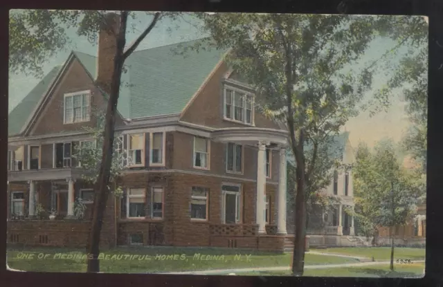 Postcard MEDINA New York/NY  Local Area Large 3 Story Family House/Home 1907