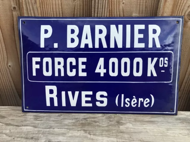 Plaque ancienne émaillée bombée , P. BARNIER Rives (Isère) usine atelier loft