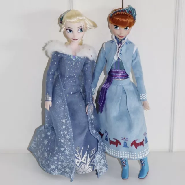 Anna And Elsa Olafs Frozen Adventure Doll Set  Disney Store official Dolls Used
