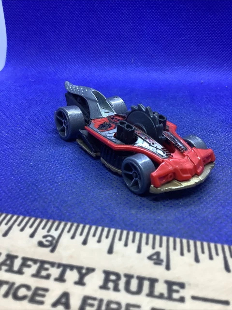 Hot Wheels 2020 Mutant Machines Buzzerk Slithering Action 海外 即決-