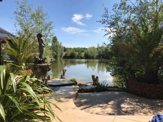 5* Luxury Norfolk Lakeside Lodge with Private Undercover Hot Tub and Fishing