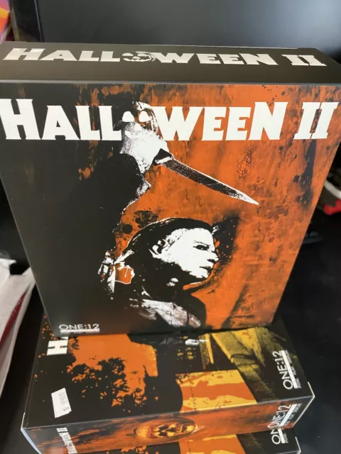 NEW Mezco Toyz Michael Myers Halloween 2 II 1981 One:12 Collective IN STOCK 🔥
