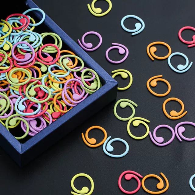 30x Zinc Based Knitting Stitch Markers Spiral Multicolor Painted Buckle Crochet 2