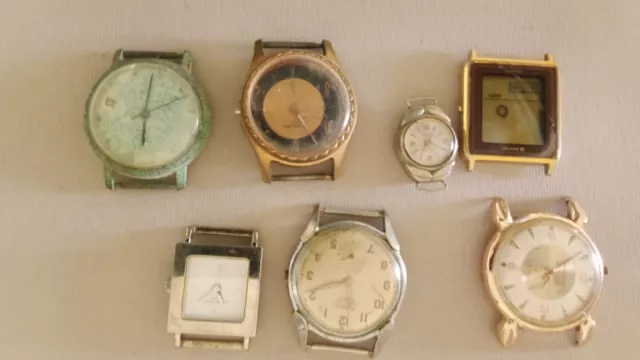 Lot de Montres en Etat à Réviser ou pour Pièces