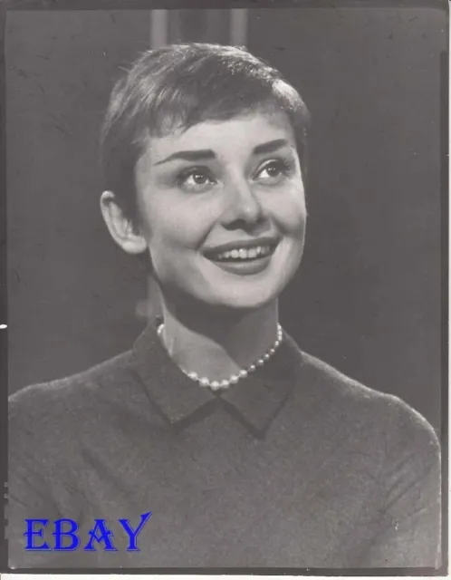 Audrey Hepburn smiles and wears a pearl necklace   RARE Photo