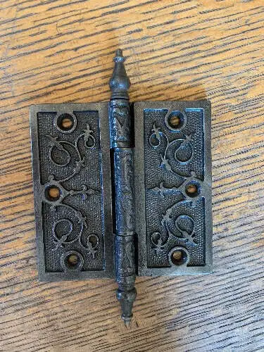 Antique Decorative Cast Iron Steeple Tip Door Hinge - 4½" x 4½"