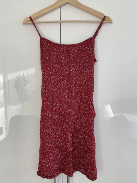 BRANDY MELVILLE COLLEEN Dress Red Floral FLAWS PLEASE READ LISTING £5.00 -  PicClick UK