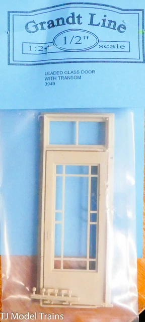 Grandt Line 1/2" Scale #3949 Leaded Glass Door with Transom (Plastic)