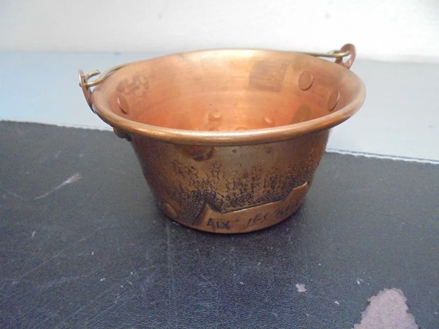 Petite Bassine En Cuivre – Sans Marque – État D'usage – Déco Vintage