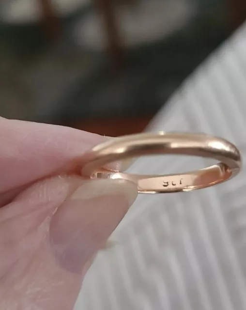 Rose Gold Wedding Band  (9 ct )