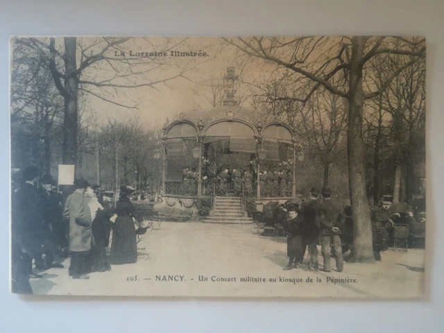 CPA - 54 - NANCY - A Military Concert at the Nursery Kiosk