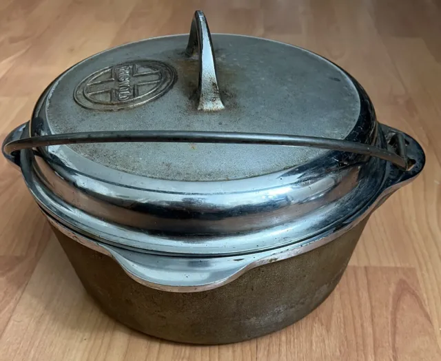 GRISWOLD CAST IRON NO.8 TITE-TOP DEEP DUTCH OVEN GLID COVER W/Trivet Button Logo