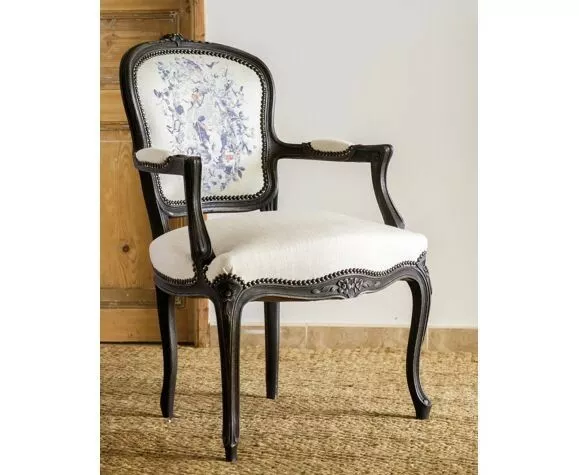 Fauteuil cabriolet refait par tapissier tissu Jean Paul Gaultier