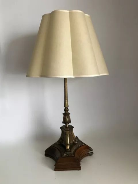 Lampada Vintage Da Tavolo In Ottone Con Paralume In Stoffa