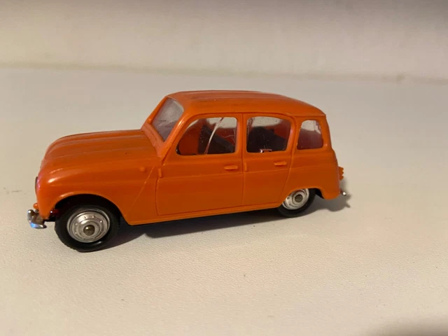 Norev Plastique Ancienne Renault 4 N°53-  / Idem Minialuxe / Gégé
