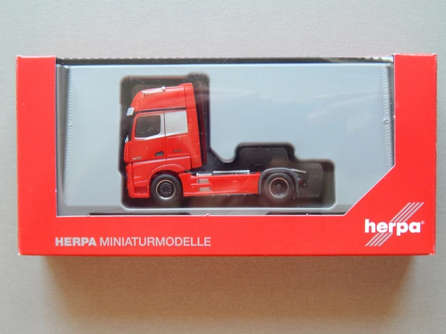 Modèle Réduit Herpa Mercedes-Benz Actros Gigaspace - Échelle 1:87, édition 3, Noir - Réf. 315852-002