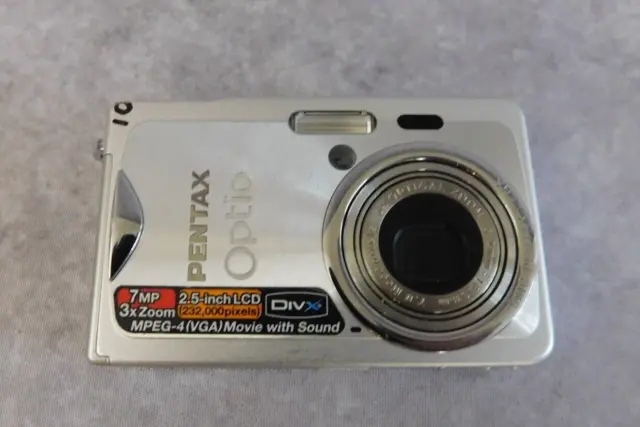 Pentax Optio S7 Digital Camera 7 MP 3X Optical Zoom LCD " PARTS ONLY NO BATTERY"