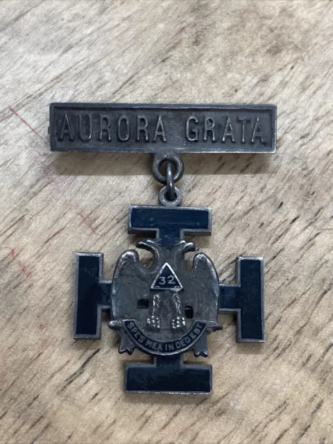 Antique Aurora Grata Sterling Silver Enamel Masonic Freemason Pin 32nd Degree