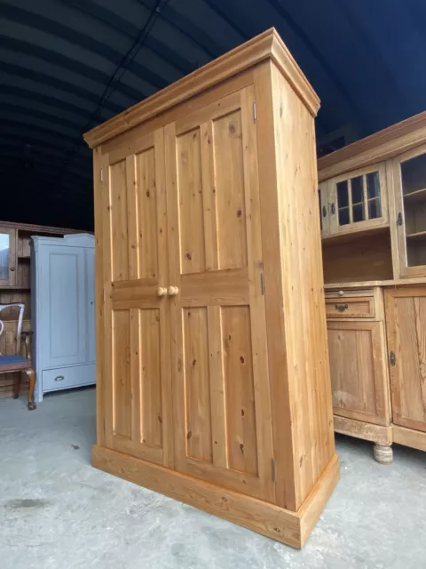 Attractive Solid Pine Practical Country Style  Wardrobe