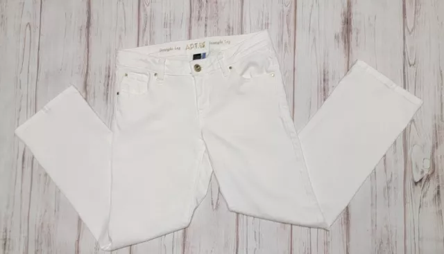 Womens Apt. 9 Straight Leg Modern Fit Sz 4 White Egret Denim Ankle Crop Jeans