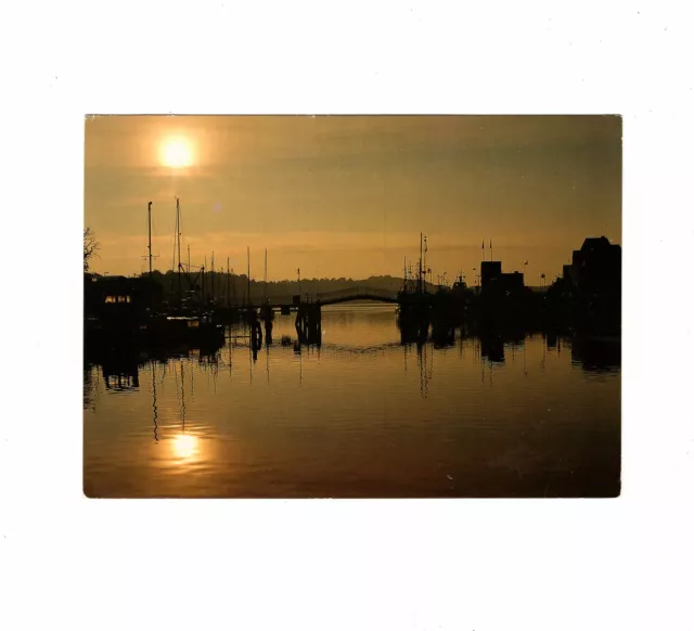 AK Ansichtskarte Ostseebad Eckernförde / Holzbrücke in der Dämmerung