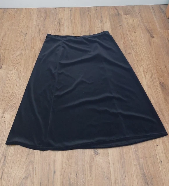 Bon marche Long Black  maxi Velvet Skirt Size 24 plus size gothic