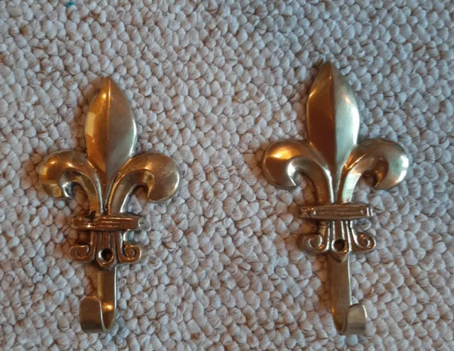 Vintage pair of 2 French brass wall coat hat hook Fleur de lys bronze gold color 5
