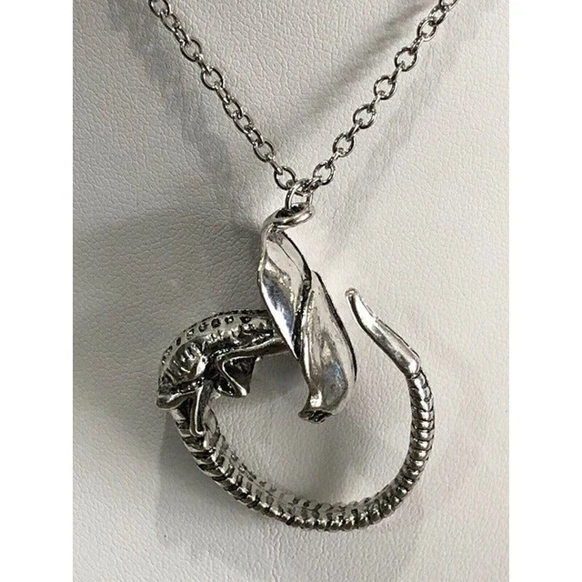 Alien Xenomorph Creature Horror Necklace Charm Movie Lovers Gift