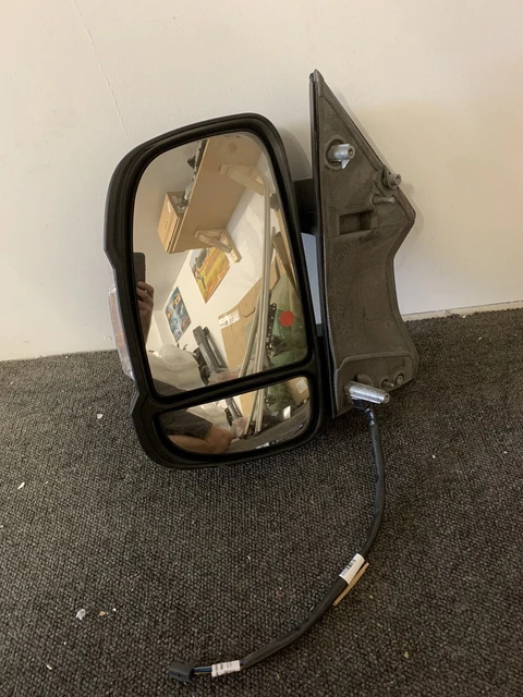 Reversing Cameras UK Ltd > Monitor Brackets And Mounts > Earlier Ducato