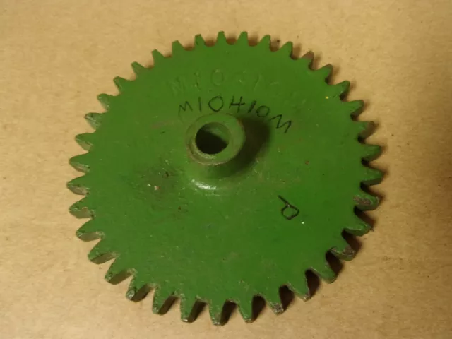 Vtg John Deere Gear Cast Iron M10410M Planter Seeder Drill Combine Tractor Part