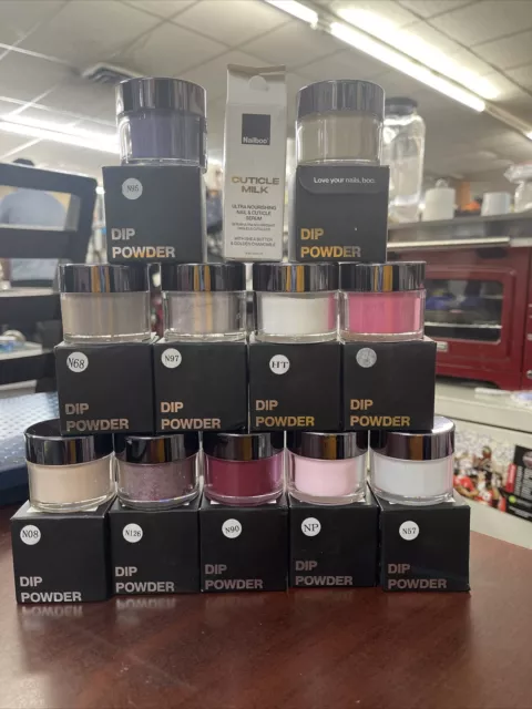 (LOTE DE 11) POLVO DE INMERSIÓN DE NAILBOO 0,8 OZ. Y leche de cutícula