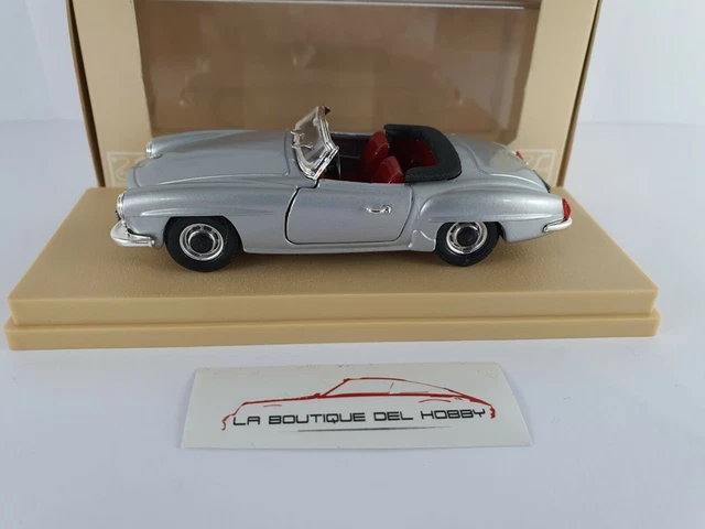 Miniature Rio 1:43 Mercedes 190 SL – Vainqueur GP Macau 1956 – D. Steane #8