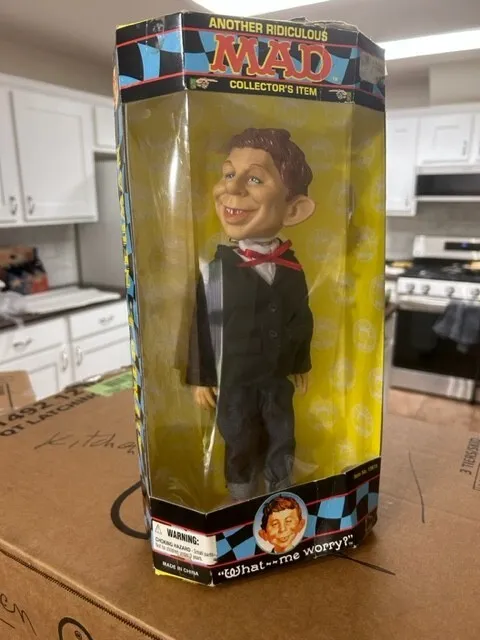 1998 Vintage Alfred E Neuman "Mad Magazine"  11" DOLL  Action Figure  (w/Box)