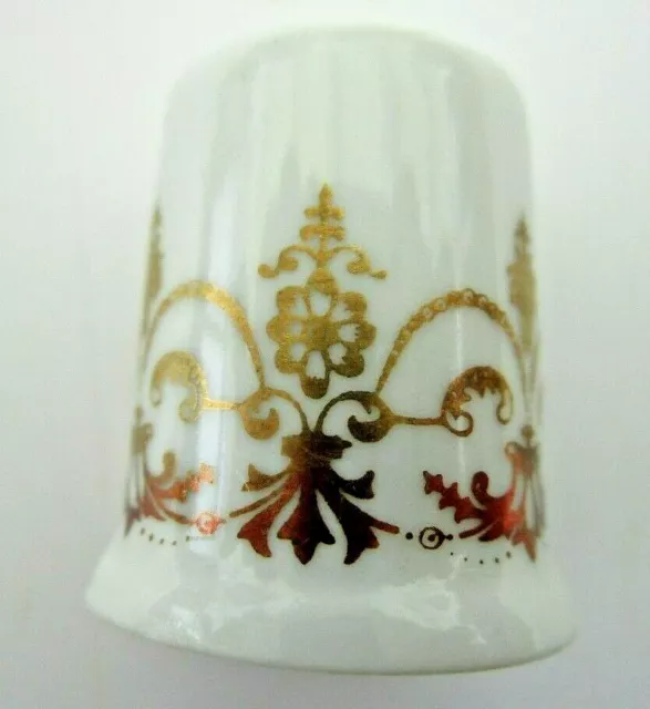 Porzellan Fingerhut Golddecor Limoges France Thimble coudre Ostergeschenk