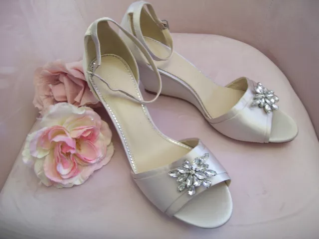 Monsun Damen Gr. 9 NEU Elfenbein Funkeln Keil Brautschuh Hochzeit Anlass