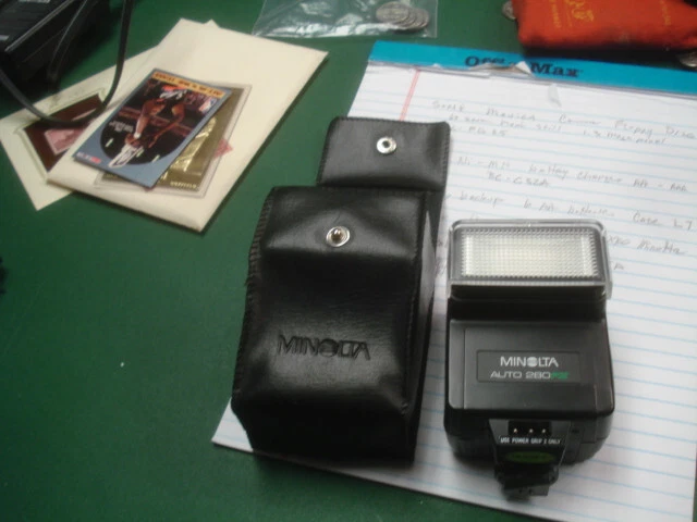 Minolta Auto Electroflash 280PX with case & instructions