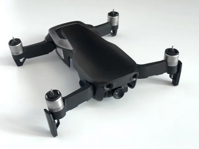 DJI Mavic Air - 4k Video With 12mp Stills - Drone and Remote and Case 2