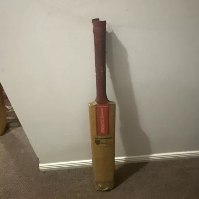 Vintage Gray Nicolls Cricket Bat GN Crusader - Will Not Post ,Pick Up Only