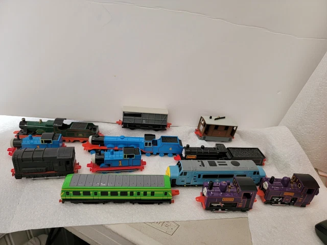 THOMAS THE TANK Engine and Friends ERTL Metal DieCast Lot of 11 Trains ...