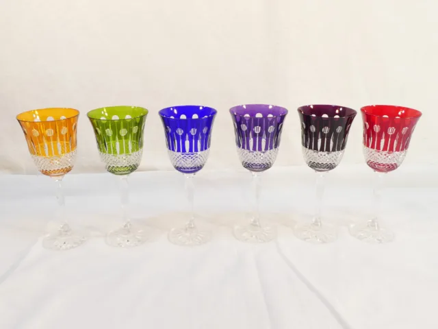 6 grands verres a eau en cristal de couleur  ( Cristallerie de Lorraine )