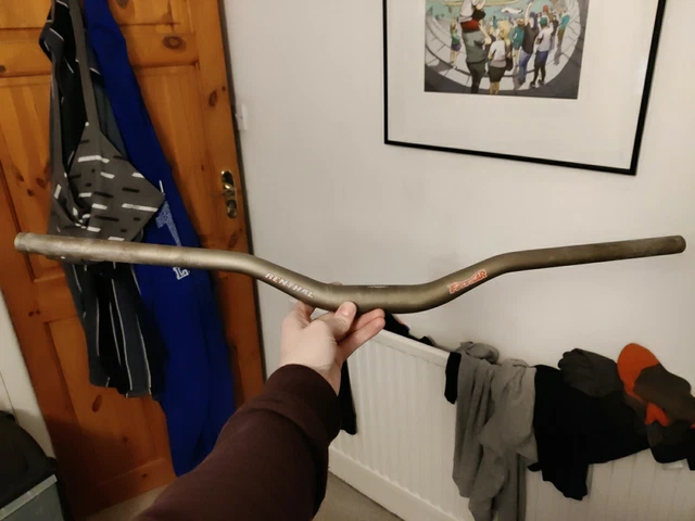 Renthal Fatbar 31.8 clamp 30mm Riser Handlebar - 740mm width AluGold MTB