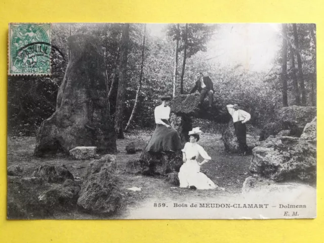 cpa 92 - BOIS de MEUDON CLAMART (Hauts de Seine) DOLMENS Belle Animations