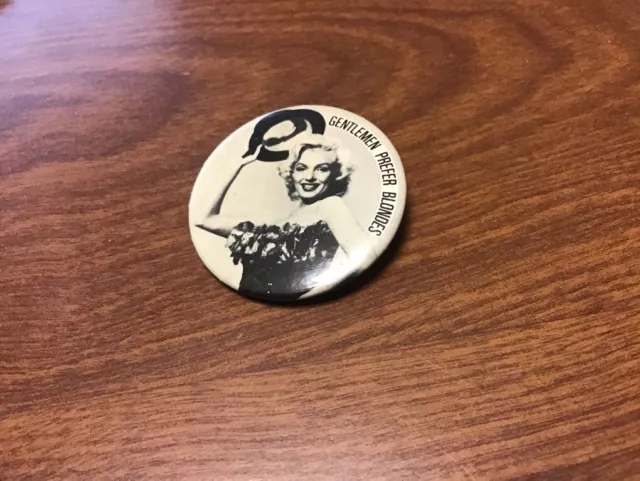 1980's button pin-back: MARILIN MONROE - GENTLEMEN PREFER BLONDES #2