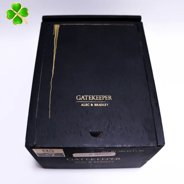 Alec Bradley | Gatekeeper Robustos Wood Cigar Box Empty - 6" x 4.5" x 3.5"