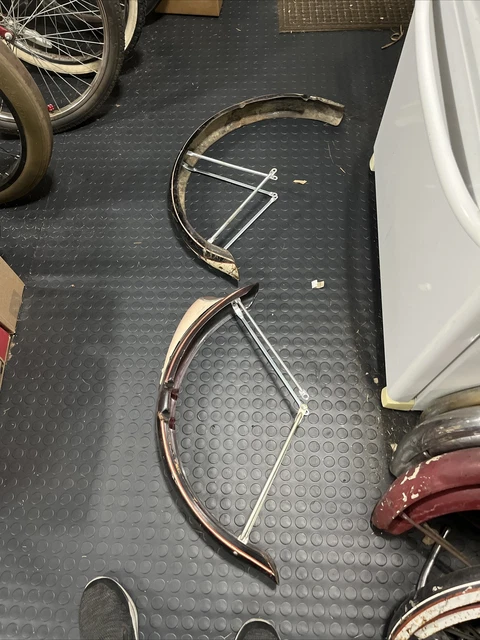 schwinn b6 fender set balloon tire cantilever vintage antique schwinn b6 fender set balloon tire cantilever vintage antique