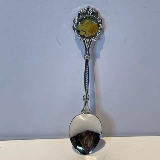 Mount Cook New Zealand  Souvenir Teaspoon Spoon - Collectable 2