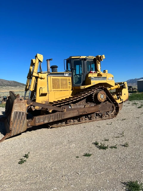 CATERPILLAR D8R DOZER SS RIPER LOCATED IN NEVADA 6859 Total Hours